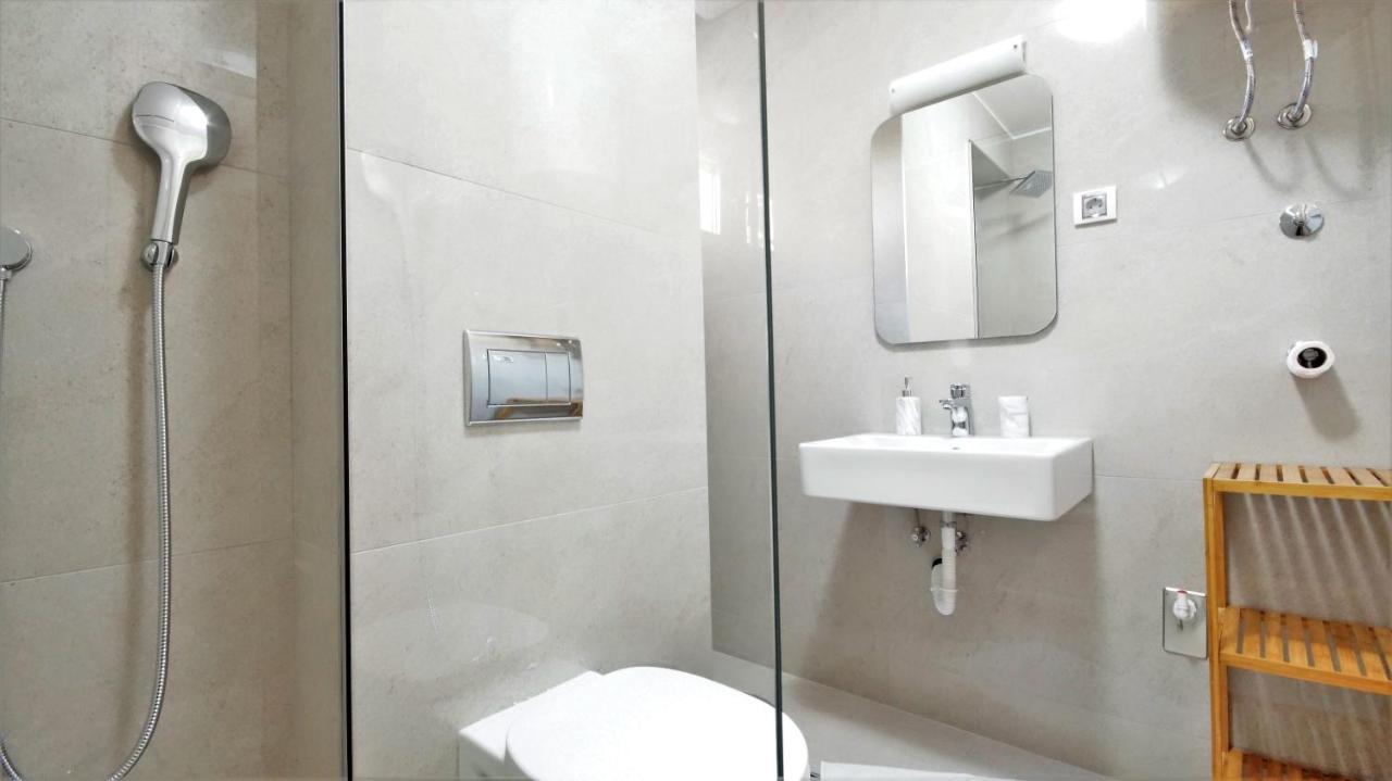 Kala Rooms & Suites Будва Екстериор снимка