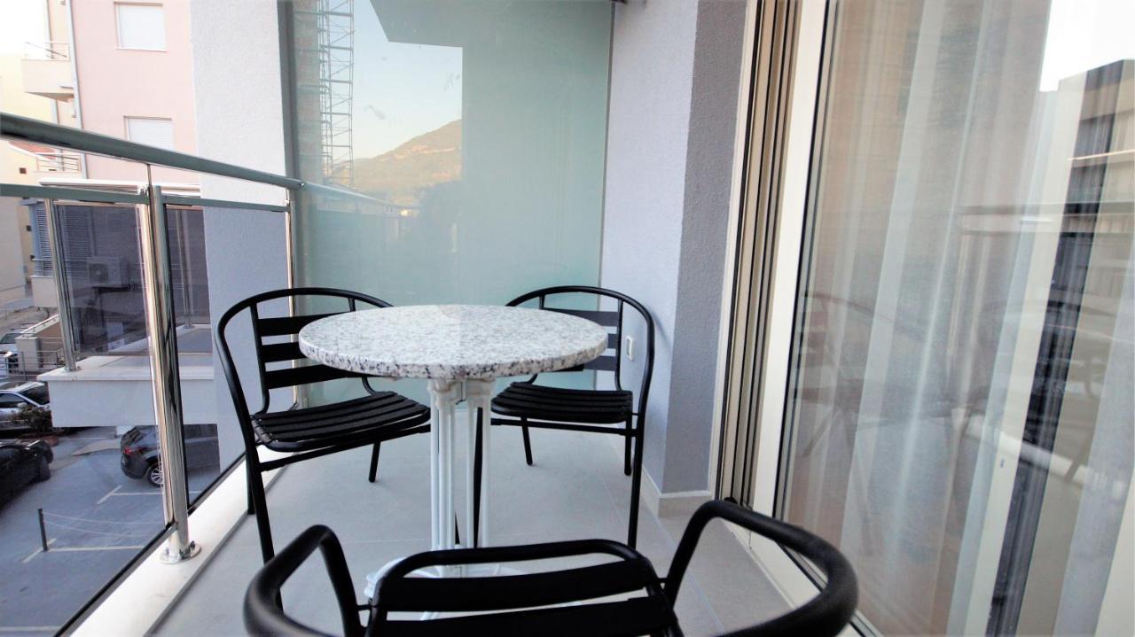 Kala Rooms & Suites Будва Екстериор снимка