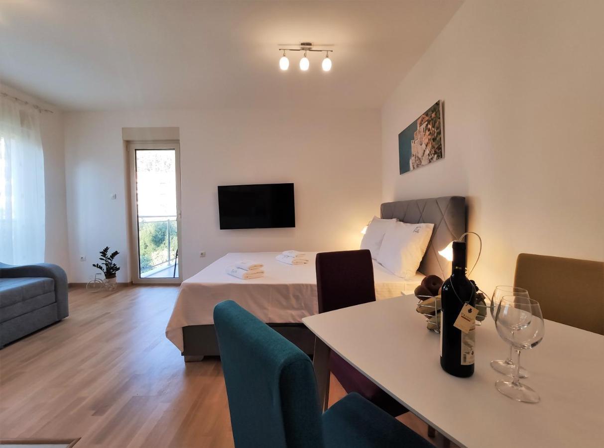 Kala Rooms & Suites Будва Екстериор снимка