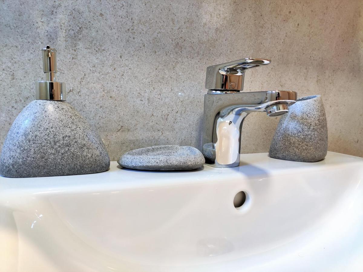 Kala Rooms & Suites Будва Екстериор снимка