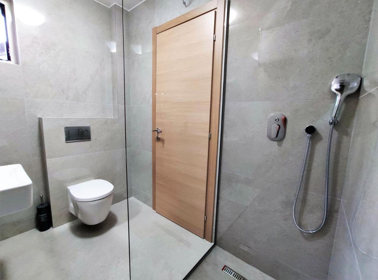 Kala Rooms & Suites Будва Екстериор снимка